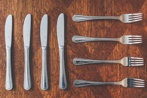 Kitchen and table knives