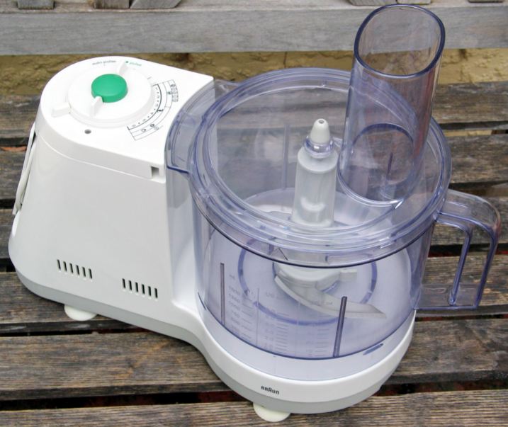 An electric Food processor